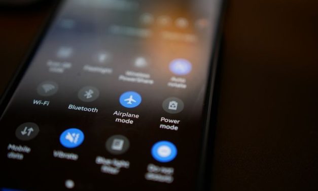 Dark Mode Tak Hanya Membuat Hp Gelap
