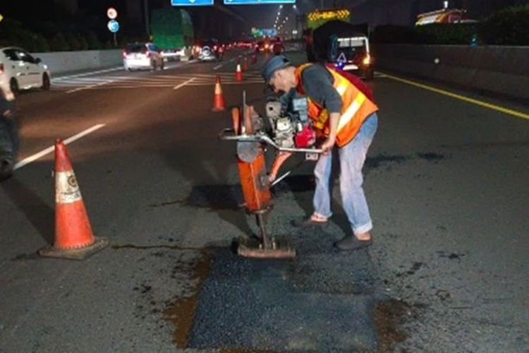Jasamarga Lakukan Perbaikan Bertahap Di Ruas Tol Jakarta Cikampek