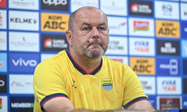 Bojan Hodak Akui Persib Sulit Kejar Juara Super League