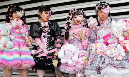 Sejarah Dan Evolusi Tren Warna Pink Di Dunia Mode