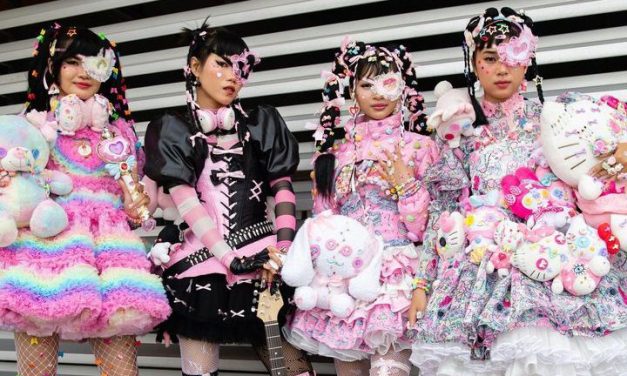 Sejarah Dan Evolusi Tren Warna Pink Di Dunia Mode