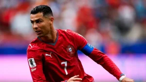 Cristiano Ronaldo: Rekor, Prestasi, Dann Perjalanan Mega Bintang