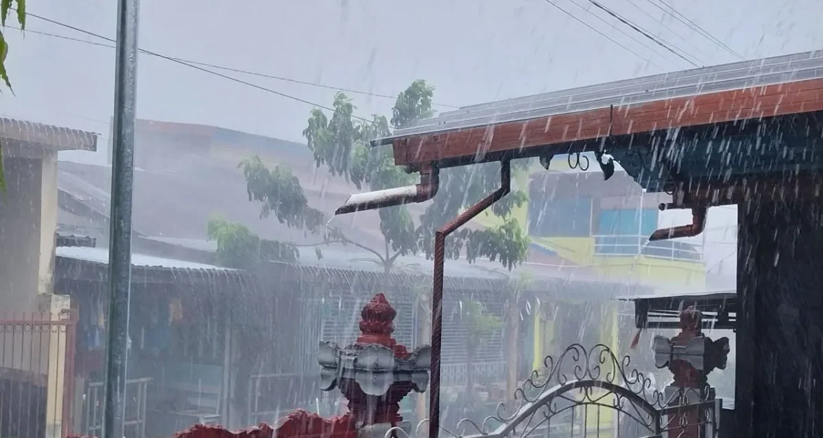 Hujan Deras Melanda: Dampak Dan Antisipasi Perlu Diketahui
