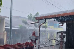 Hujan Deras Melanda: Dampak Dan Antisipasi Perlu Diketahui