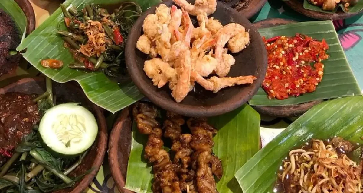 Makanan Berat Khas Indonesia Yang Wajib Dicoba Wisatawan