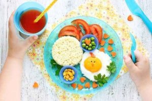 Pentingnya Pola Makan Sehat Untuk Tumbuh Kembang Balita