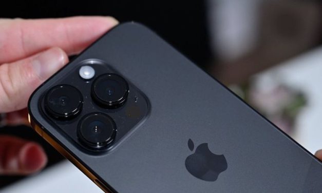 Apple: Perubahan Desain Serta Teknologi Yang Menarik Perhatian