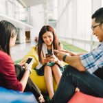 Smartphone Masa Kini: Fitur Mengubah Masyarakat Berkomunikasi
