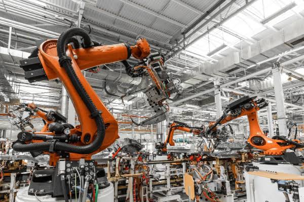 Revolusi Robotika: Perubahan Peran Mesin Dalam Industri Modern
